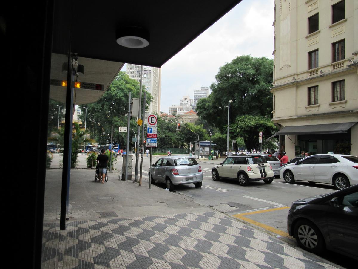 Hotel Urbis a 10 minutos Rua 25 de Março, Brás,Bom Retiro,a 2 minutos do Mirante Sampa Sky e pista de Skate Anhangabaú São Paulo Exterior foto