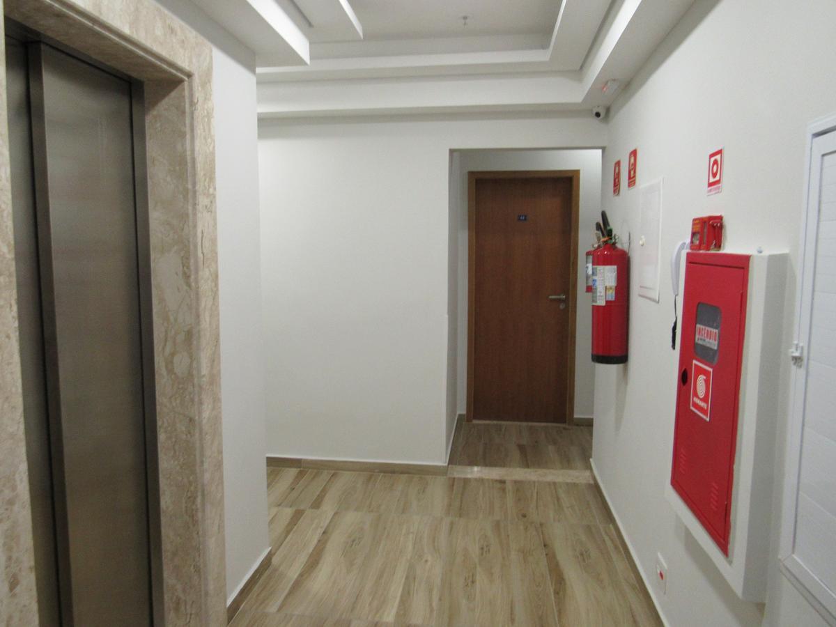 Hotel Urbis a 10 minutos Rua 25 de Março, Brás,Bom Retiro,a 2 minutos do Mirante Sampa Sky e pista de Skate Anhangabaú São Paulo Exterior foto